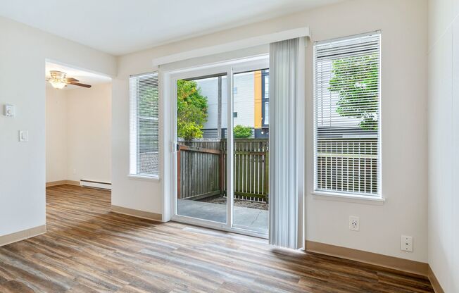 La Premiere Apartments