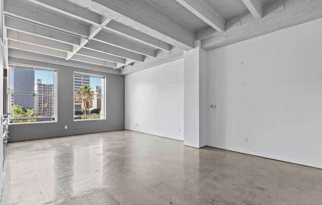 1 bed, 1 bath, 840 sqft, $2,600, Unit 410