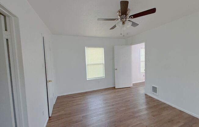 1 bed, 1 bath, 520 sqft, $650