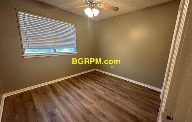 2 beds, 1 bath, 800 sqft, $725, Unit 1407