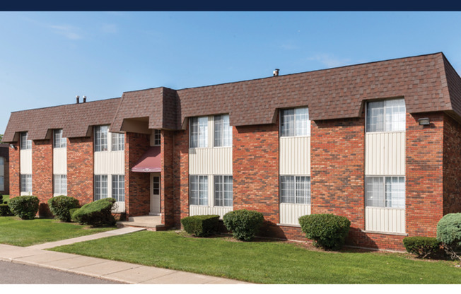 Venoy Pines Apartments