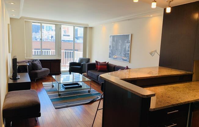 1 bed, 1 bath, 700 sqft, $5,250, Unit 15-F