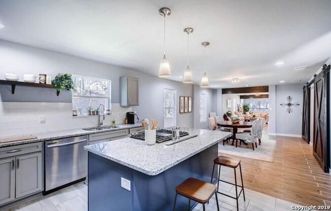 Adorable 3 bedroom 2 bath Minutes from N St. Marys!! Completely updated!
