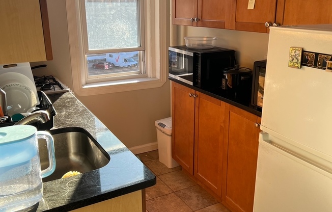 Studio, 1 bath, $2,300, Unit 19