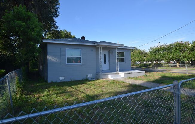 3 bedroom, 1 bath home for rent at 1416 34th Street Orlando, Fl 32839