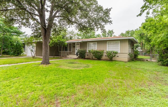 CHARMING TERRELL HEIGHTS 2-BEDROOM