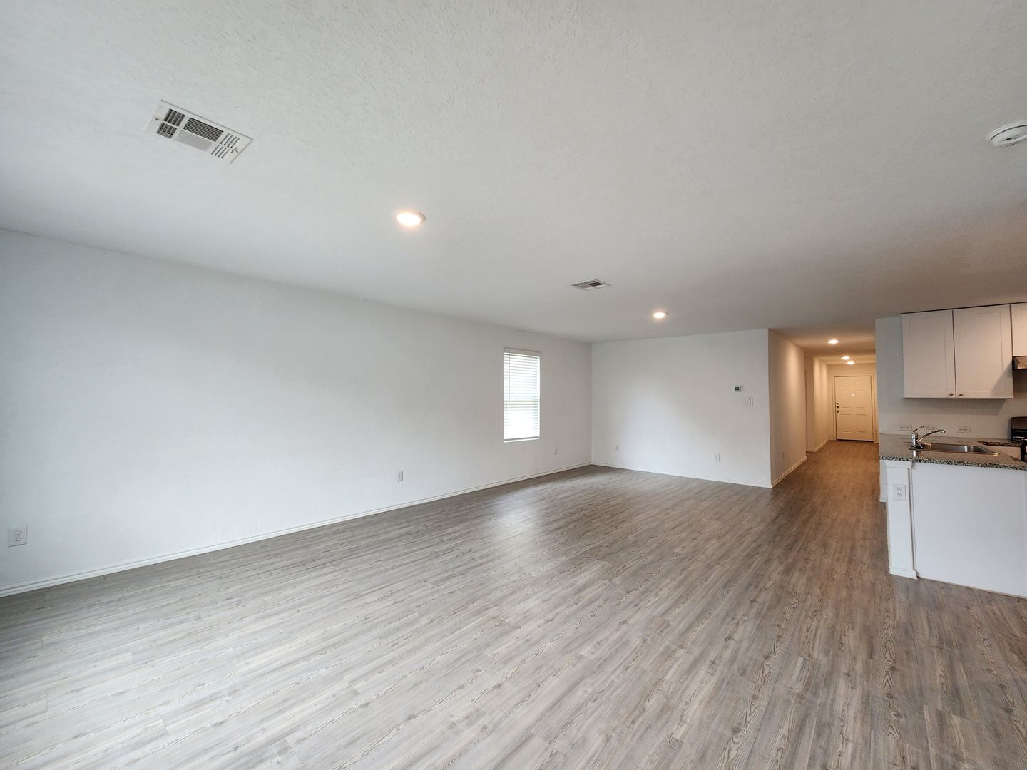 Instant Hot Water / Fridge Included / Community Pool  & Playground / No Carpet / CISD