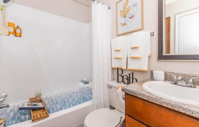 1 bed, 1 bath, 600 sqft, $795