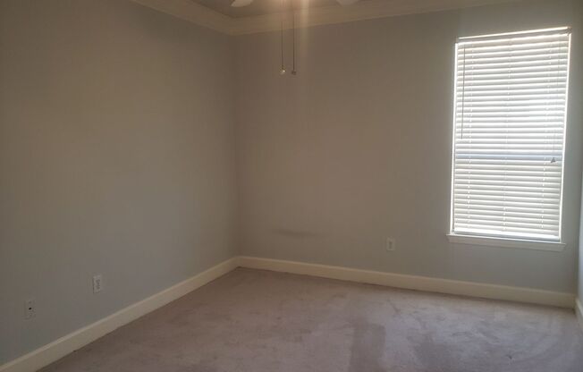 2 beds, 2 baths, $2,015