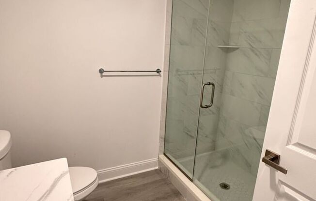 3 beds, 2 baths, 1,292 sqft, $2,045, Unit Unit 302 (Loft)