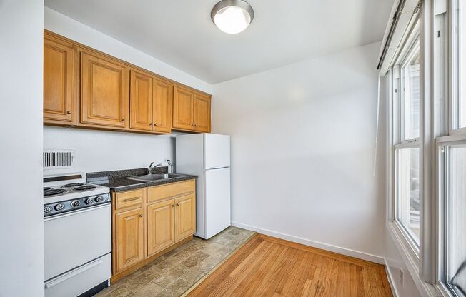 435 Euclid Avenue (386r)