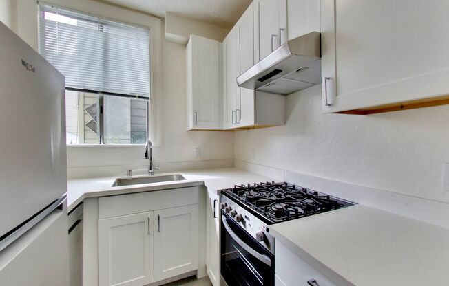 1730 Sacramento Street (910rc)