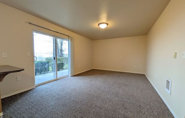 2 beds, 2 baths, 994 sqft, $1,475, Unit E101