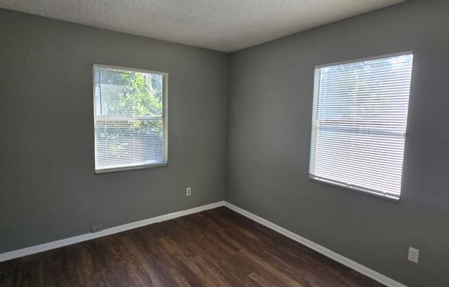 3/1 Tampa Home ! Apply for FREE!