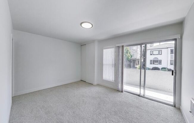 421 STATEN AVE