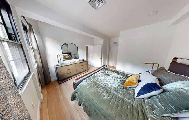 1 bed, 1 bath, 742 sqft, $2,650, Unit 44-103