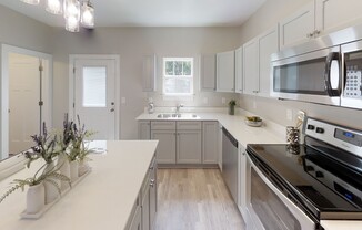 3 beds, 2.5 baths, 1,280 sqft, $1,495, Unit 228 Halo Drive (16)