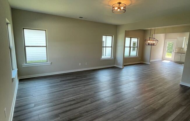 New Construction Home for Rent in Jasper, AL!!! Sign a 13 month lease by 4/30/24 to receive ONE MONTH free!