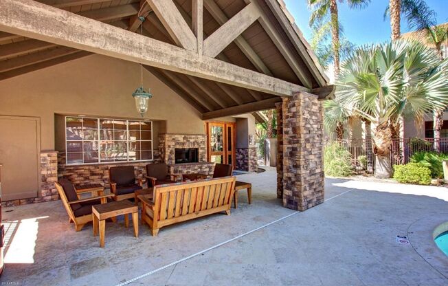 2 beds, 2 baths, $1,795, Unit UNIT 2007