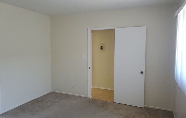 1 bed, 1 bath, 700 sqft, $1,950, Unit 014