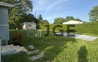 3 beds, 2 baths, 1,535 sqft, $3,300