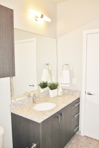 1 bed, 1 bath, $1,425, Unit 406