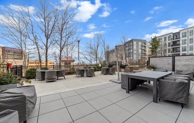 Studio, 1 bath, 531 sqft, $2,800, Unit 617