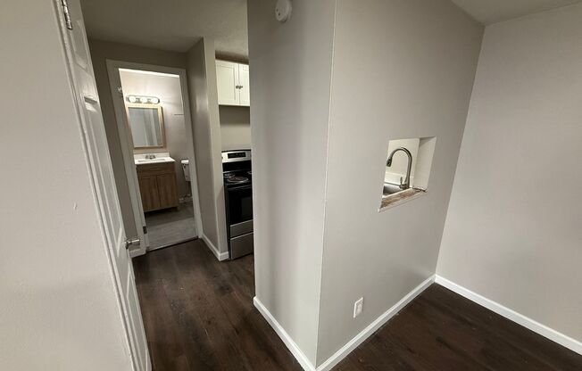 1 bed, 1 bath, 500 sqft, $925, Unit 106