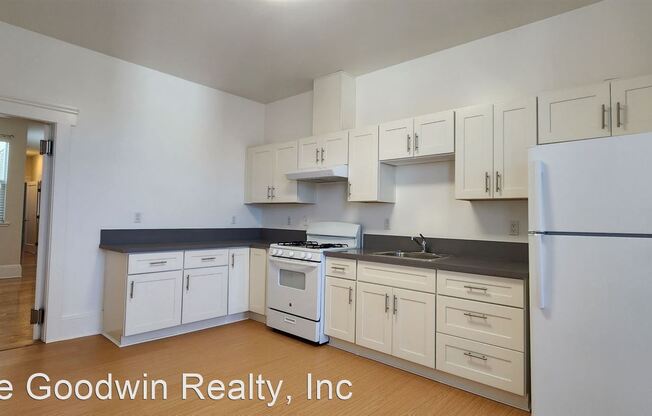 425 2nd Ave.