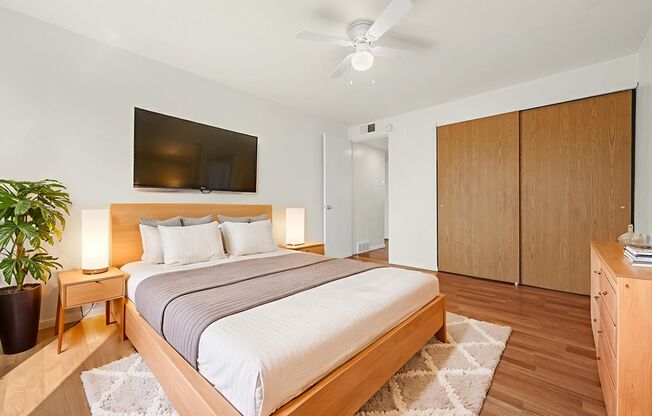 2 beds, 1 bath, 720 sqft, $1,175, Unit 4518C