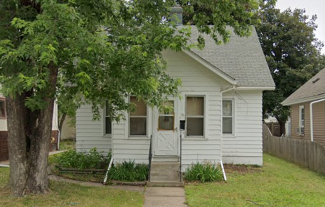 Spacious 3 Bedroom & 2 Bathroom Home