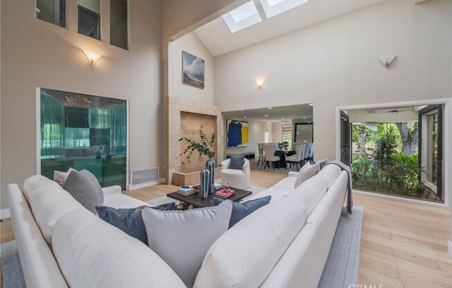 15541 AQUA VERDE DR