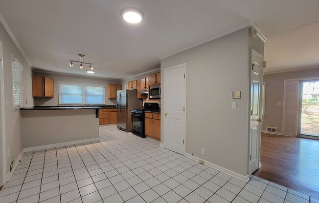 3 beds, 2 baths, $1,995