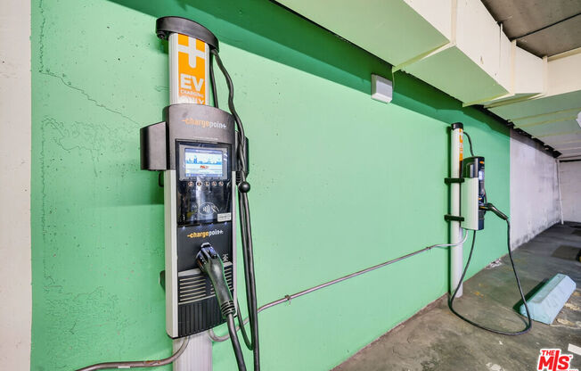 2 beds, 2 baths, 1,352 sqft, $4,895, Unit 1514