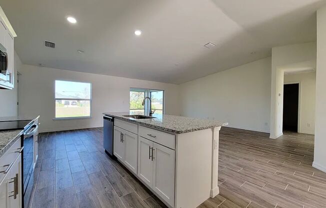 Modern & Spacious 4 Bed, 2 Bath Home COMING MID-AUGUST