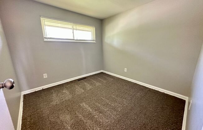 3 beds, 1 bath, $1,445