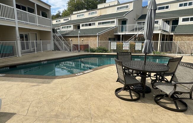 1 bed, 1 bath, $2,050, Unit UNIT 7