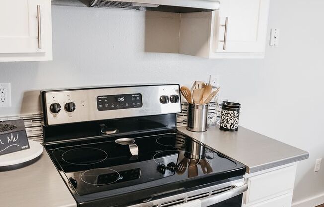 3 beds, 2 baths, 1,250 sqft, $1,695, Unit A101