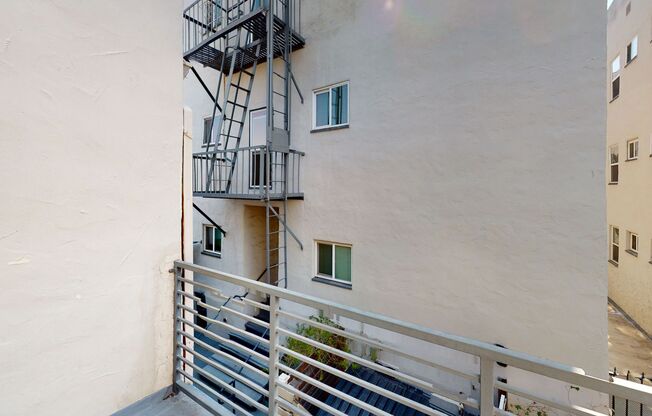 Studio, 1 bath, 500 sqft, $1,695, Unit PH2