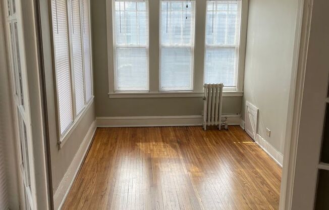 1 bed, 1 bath, 625 sqft, $969, Unit 105