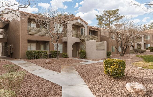 NEAR SUMMERLIN 1 BED, 1 BATH CONDO IN GATED COMMUNITY