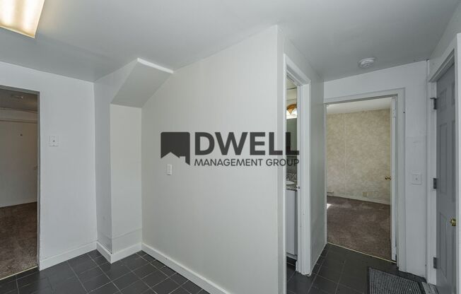 2 beds, 1 bath, 768 sqft, $1,050, Unit 1