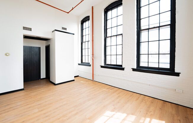 2 beds, 2 baths, $1,525, Unit Apartment 101