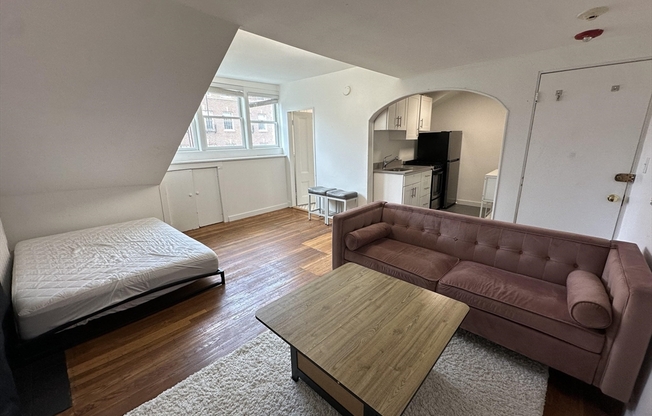 109 Charles Street 5