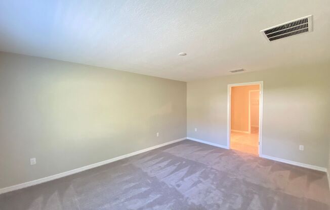 4 beds, 2 baths, $1,895