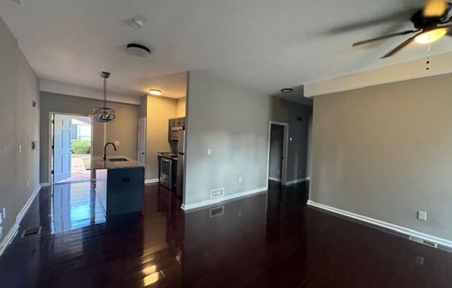 3 beds, 2 baths, $1,800