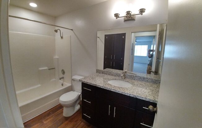 1 bed, 1 bath, 500 sqft, $1,995, Unit 105