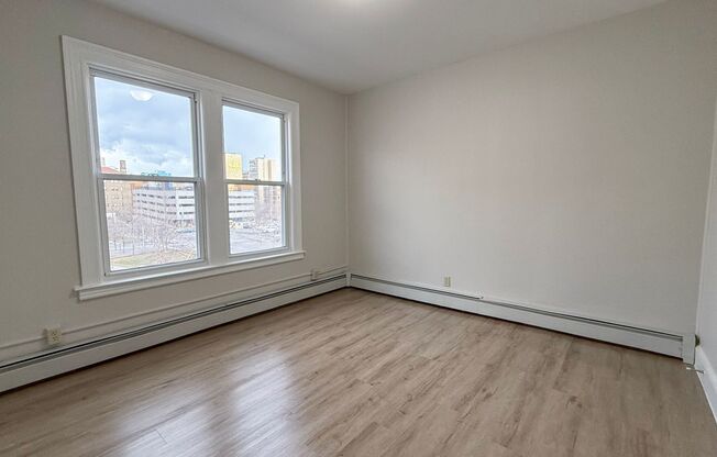 291 Buckingham St / Luca Investments LLC