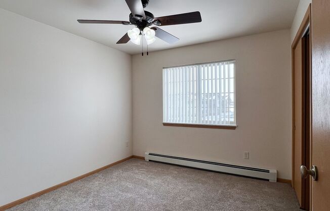 3 beds, 2 baths, 1,319 sqft, $1,630, Unit ML 525-10