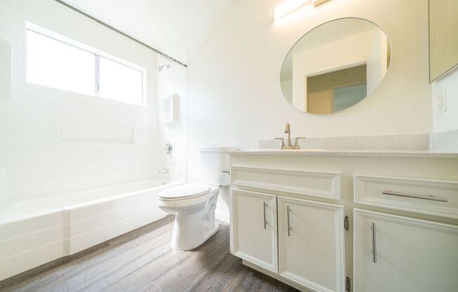 Studio, 1 bath, 500 sqft, $1,995